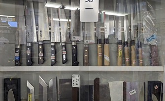 プロの厳しいニーズに応えてきた 金物・刃物の専門店