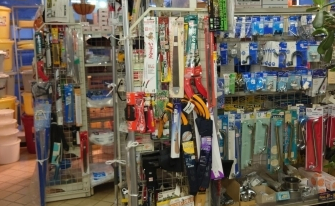 刃物・工具から資材まで 豊富な在庫と知識で即座に対応